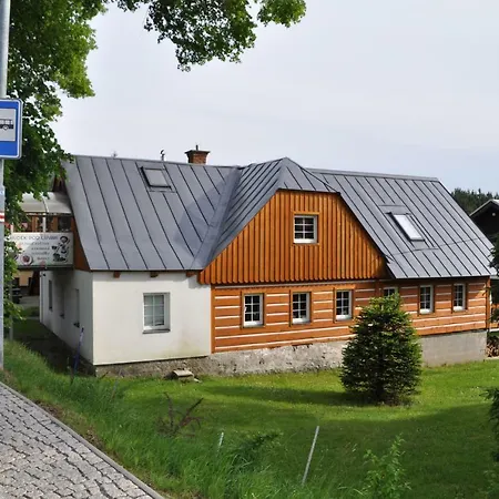 Apartman Pod Lipami